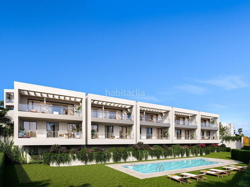 Foto a3698554-f591-4950-b297-21c9818273e1. Casa adossada a Elviria Marbella