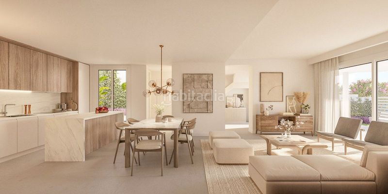 Foto ecb4a7e2-0d05-47b1-a6d5-724af41d0ab7. Casa adossada a Elviria Marbella