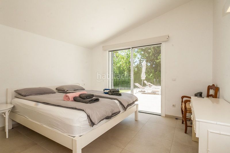 Foto 182bcdc8-3fcd-4a78-b6a9-45b55e26d374. Casa adossada a Elviria Marbella