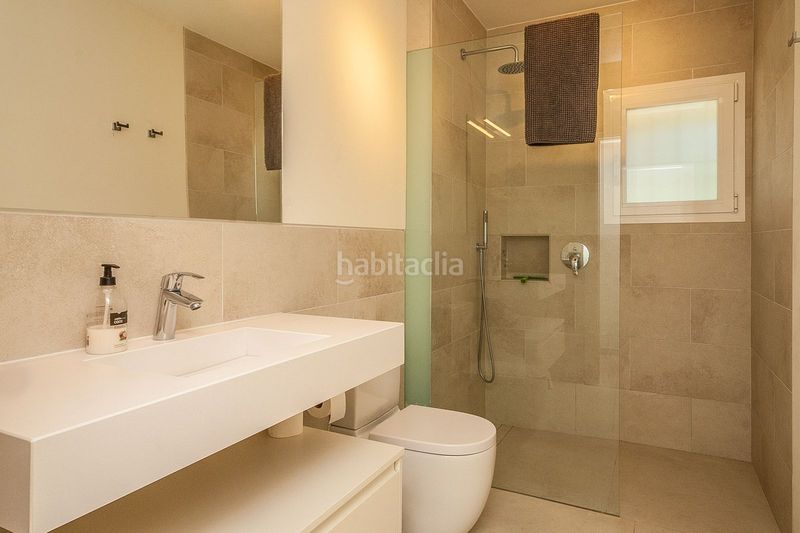Foto a7524a59-756b-4fde-8fd6-4636aa1799ae. Casa adossada a Elviria Marbella