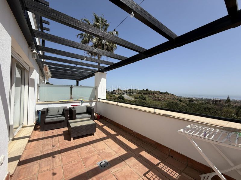 Foto c26b1cf5-8605-4104-be77-eb8829d635b7. Casa adossada a Los Monteros Marbella
