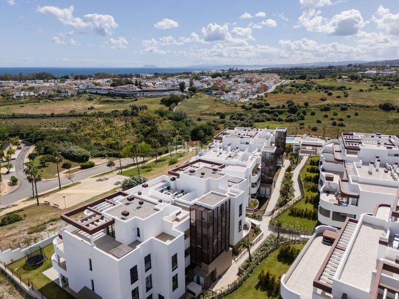 Foto c5f297fa-7d40-4e36-bd30-d3917611f7c2. Pis a Centro Estepona