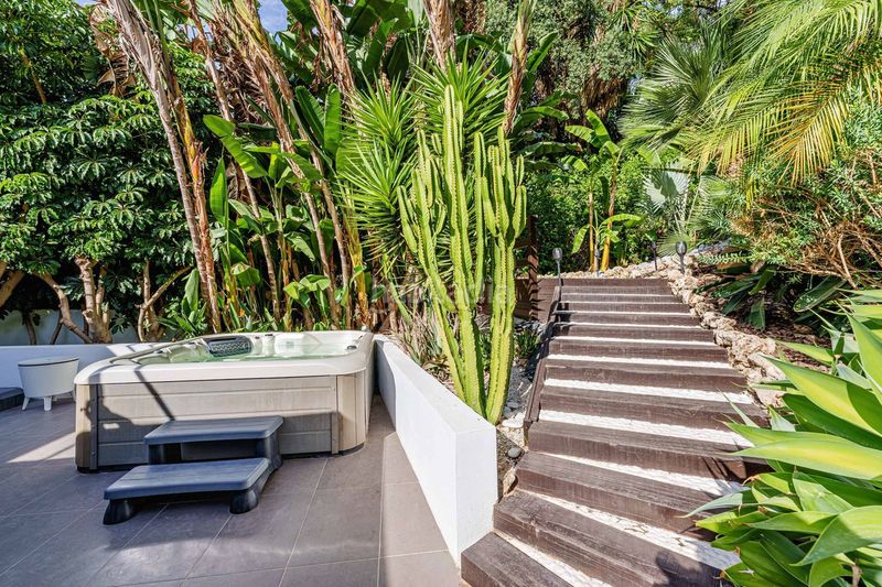 Foto 67a853b9-ed78-437d-82d5-712fb669dd7f. Casa adossada a El Rosario - Ricmar Marbella