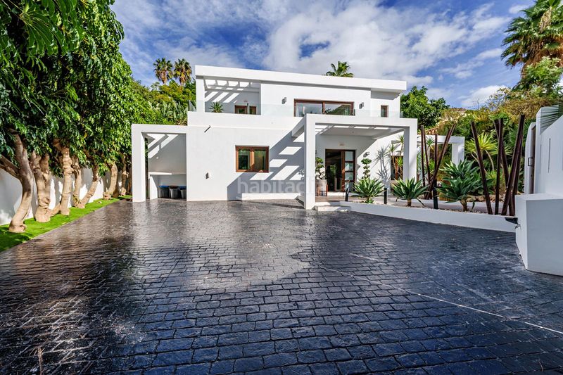 Foto 76d5b37f-8c33-48c8-8e65-f5876107f857. Casa adossada a El Rosario - Ricmar Marbella