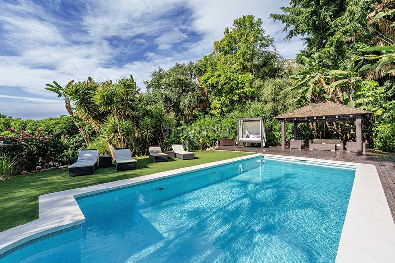 Foto f4b57a40-e1b5-462a-9bca-57a2191fd84a. Casa adossada a El Rosario - Ricmar Marbella