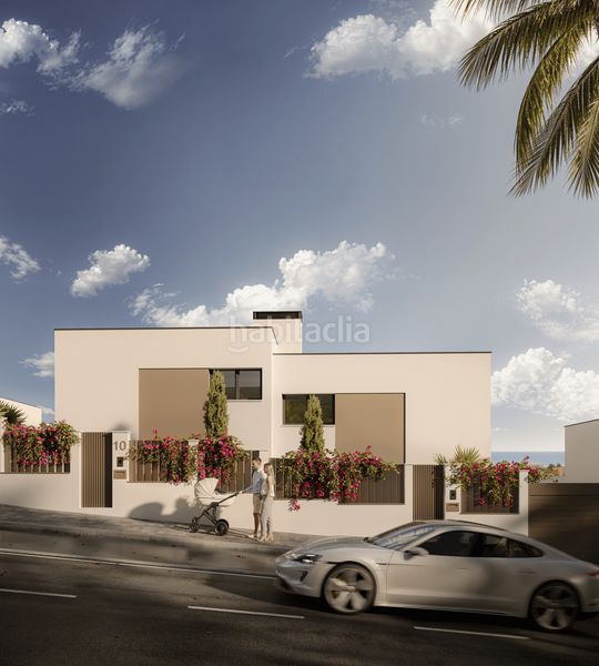 Foto 15427f62-c797-4e24-9120-865b1a922799. Casa adossada amb aparcament a Chullera Manilva