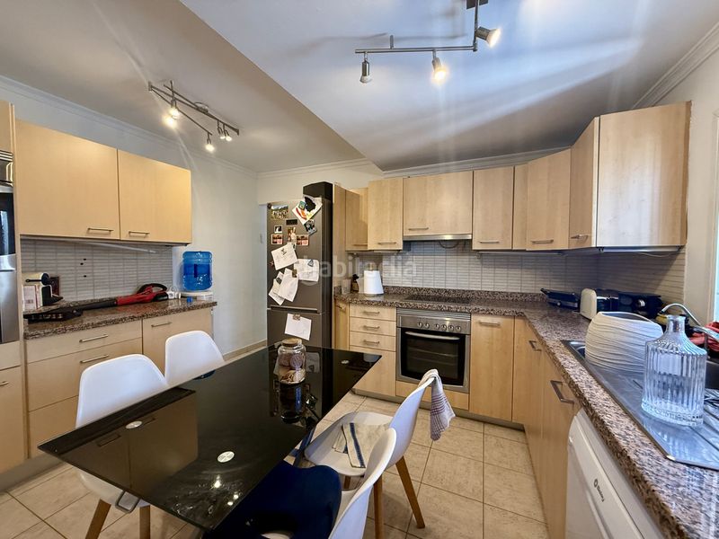 Foto bf9ae9fa-4343-4ff6-9080-36fbb666f4de. Casa adossada a Las Brisas Marbella