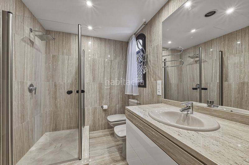 Foto 4bb5aa7e-c7b8-4257-b35f-f6d86dde0d29. Casa adossada amb aparcament a bahía de Marbella Marbella