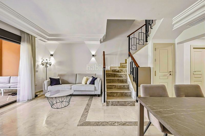 Foto 7b98bda1-6baa-4542-886c-6228a778859e. Casa adossada amb aparcament a bahía de Marbella Marbella
