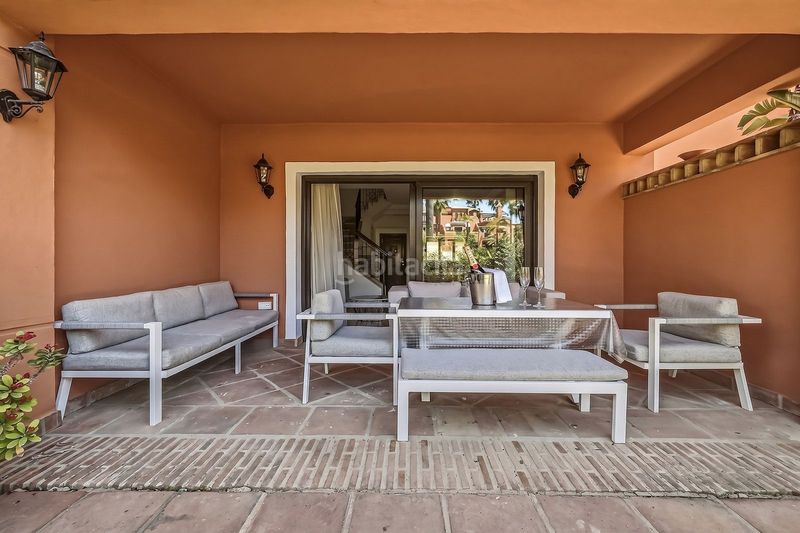 Foto c229dcb9-220a-4272-897a-9a6d64bbd280. Casa adossada amb aparcament a bahía de Marbella Marbella