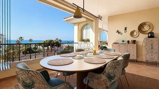 Penthouse in Elviria