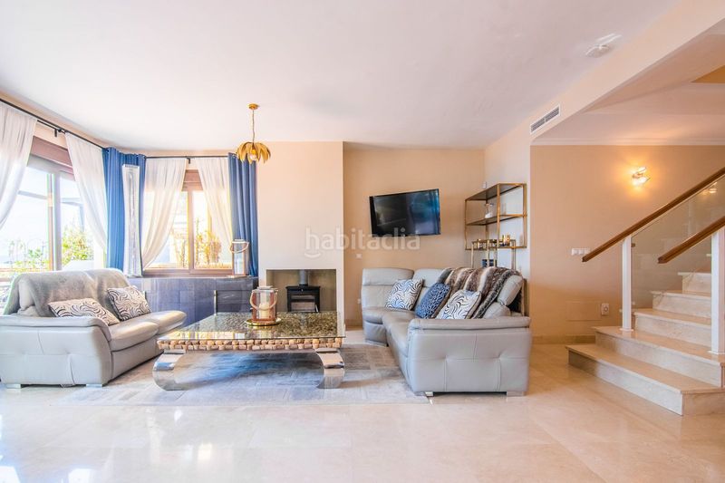 Foto 1d4935a2-ded3-44cf-b4b1-16ffdac2e88b. Casa adossada amb aparcament a La Mairena Ojén