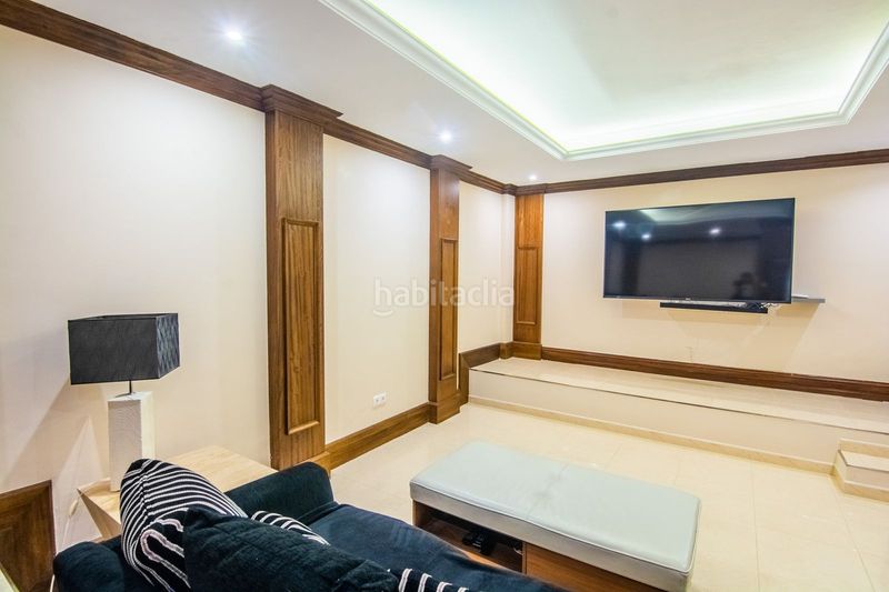 Foto 30f903f8-1d01-414b-ad00-468a02e25b4d. Casa adossada amb aparcament a La Mairena Ojén