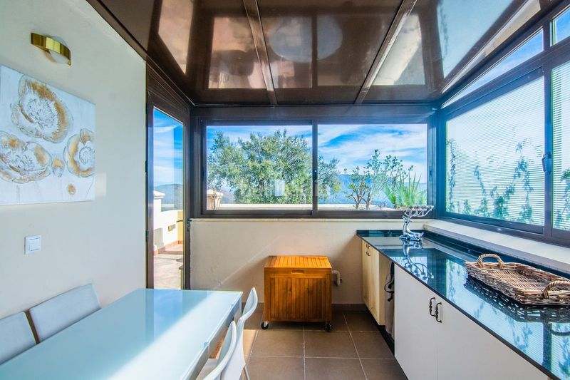 Foto 360b0b86-d732-427b-872e-9b8d62fb4fb3. Casa adossada amb aparcament a La Mairena Ojén