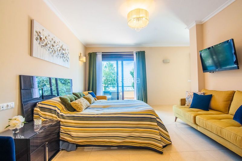 Foto 57d79f54-0957-44a3-b2c9-6ca2298f1269. Casa adossada amb aparcament a La Mairena Ojén