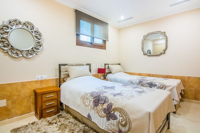 Foto aa5ceb04-b586-496a-889e-69f4f367dc26. Casa adossada amb aparcament a La Mairena Ojén