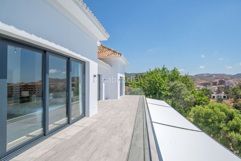 Foto ecb014af-6e5e-4751-a4e2-73e04f35af1a. Casa adossada amb aparcament a Elviria Marbella
