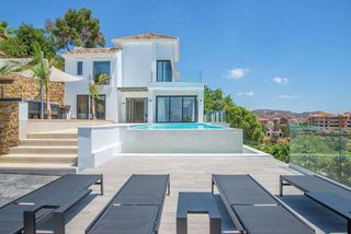 Semi detached house in Elviria