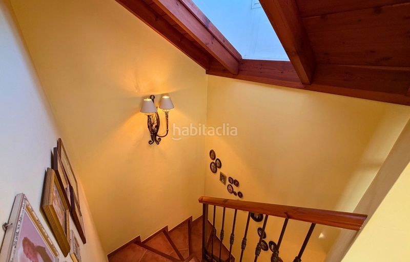 Foto 09cb5733-c0bf-43e6-978b-3a869554a36c. Casa adosada en Las Brisas Marbella