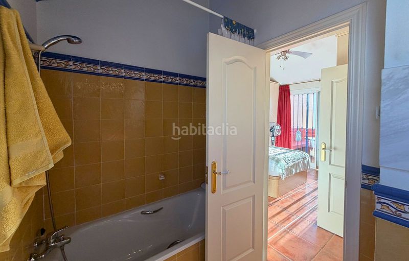Foto 779555d3-66cb-43c1-8ee5-39d31f210d97. Casa adosada en Las Brisas Marbella