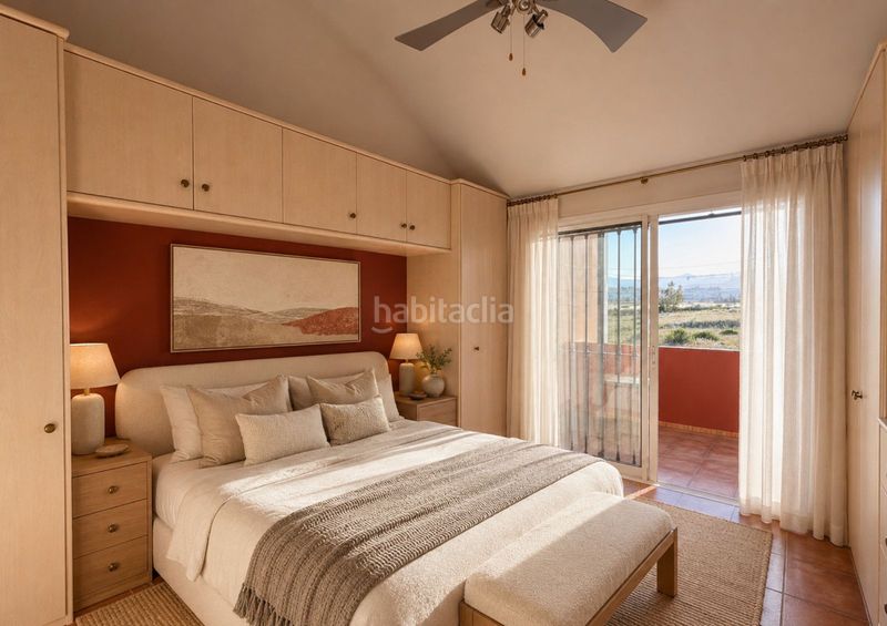 Foto e59f2b2c-1a11-427f-a965-d12d3f74531e. Casa adosada en Las Brisas Marbella