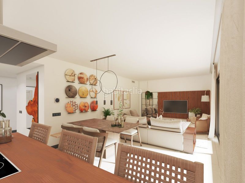 Foto c32f71dd-f060-45b0-88ff-f870f8a5b900. Ático en Las Brisas Marbella