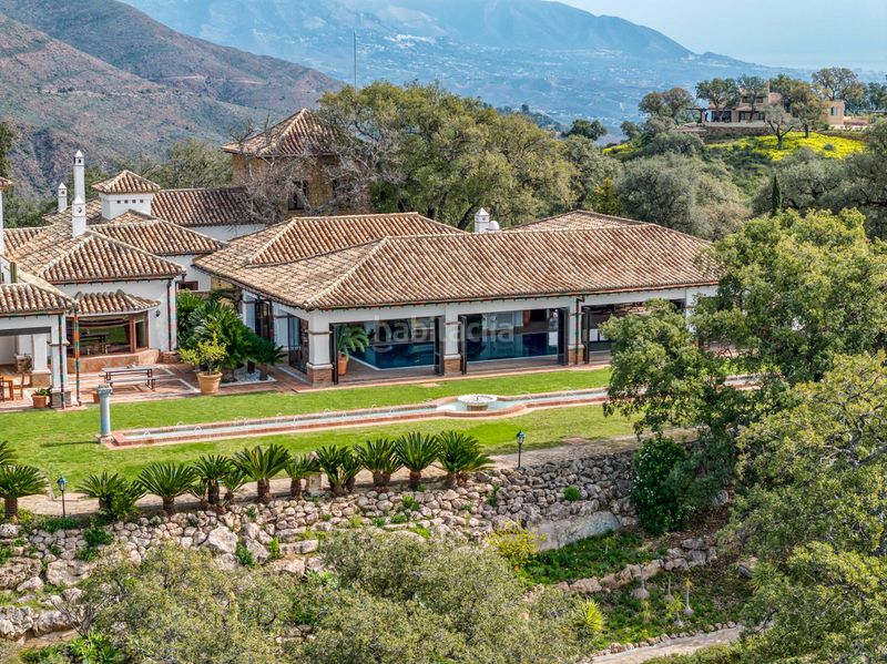 Foto a3fa2c7e-da6f-44a4-af77-cd3cd2ca4a1b. Casa adossada a La Mairena Ojén