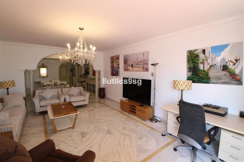 Foto 0eeafadc-6187-42c6-b170-25b389f975dd. Pis a Las Brisas Marbella