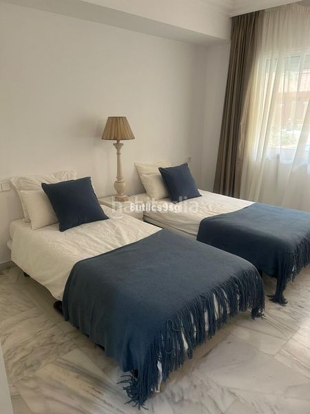 Foto 0f3adbe0-43c7-4c15-9a07-f94c53619c21. Pis a Las Brisas Marbella