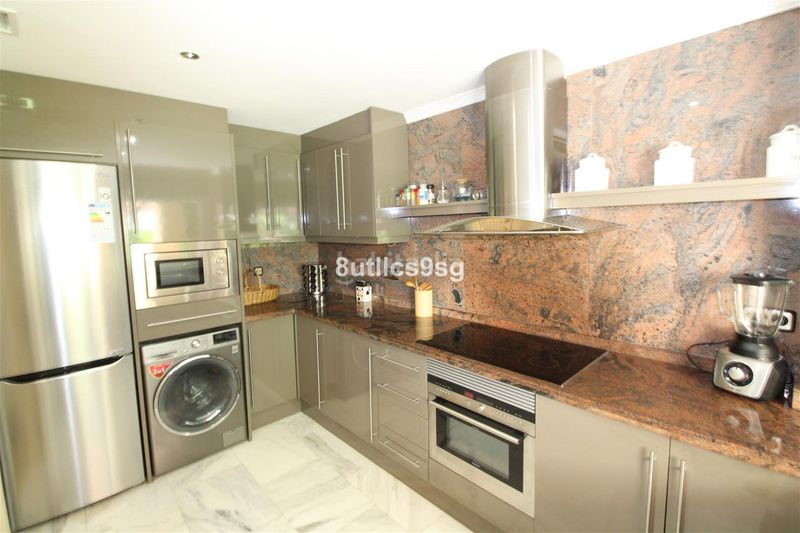 Foto 1bcb8cb8-08e0-4cb4-ba20-8834dbac8c0e. Pis a Las Brisas Marbella
