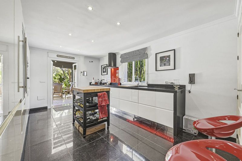 Foto 26d0eb3d-9d53-4478-8c75-9dfe035cac13. Casa adossada amb aparcament a bahía de Marbella Marbella