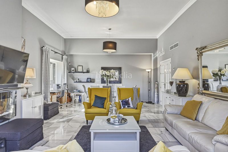 Foto e8d64c8a-57d9-4393-842b-69c51c293718. Casa adossada amb aparcament a bahía de Marbella Marbella