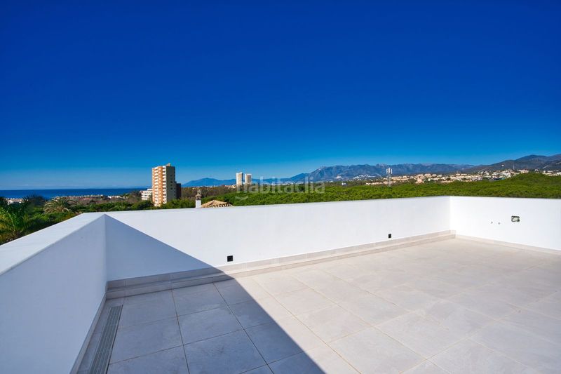 Foto d9efd299-cd6d-4bd1-a64a-c42962d771c8. Casa adossada amb aparcament a Marbesa Marbella