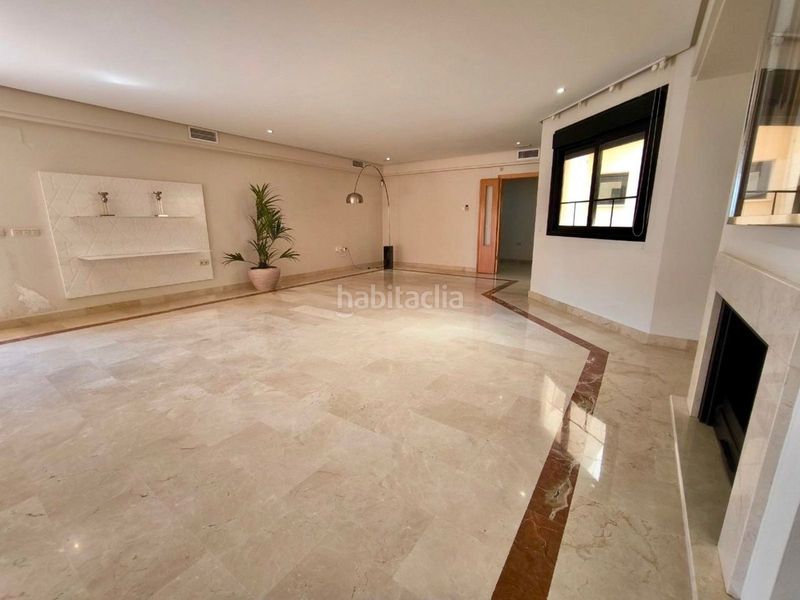Foto aa7f3d8d-da02-41a0-8c61-757b5a74e88e. Àtic a Puerto Banús Marbella