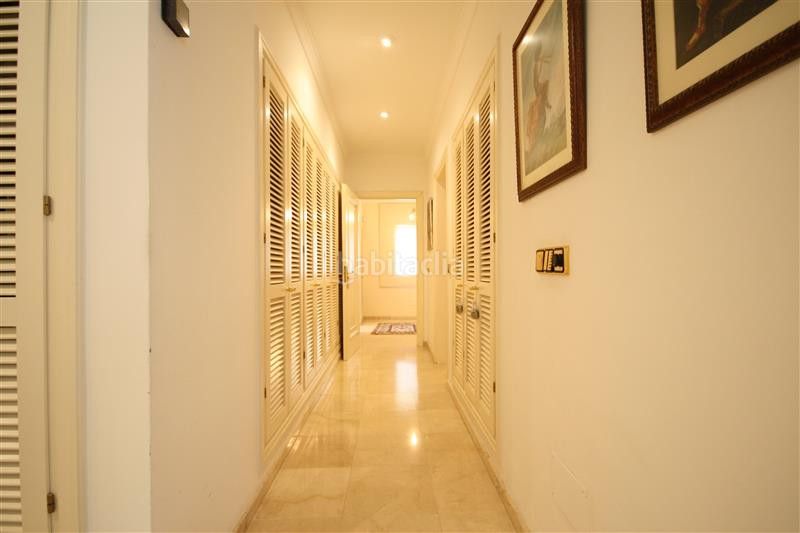 Foto 0253a4e7-1f83-43fa-857e-b04398ddcee1. Casa adossada amb aparcament a Los Monteros Marbella