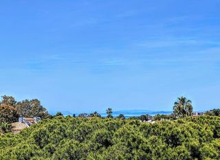 Penthouse in Paraiso - Barronal