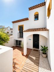 Casa adossada a Costabella