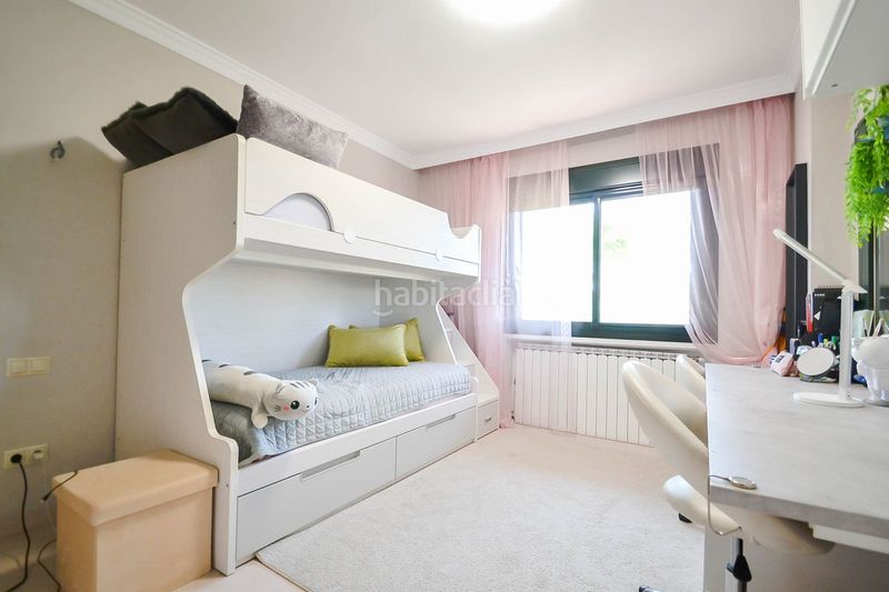 Foto ae89c29d-3ccb-44c7-9c11-1147c4b916c4. Ático en Nueva Atalaya Estepona