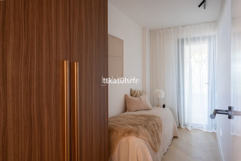 Foto 82dde93f-98a4-4a38-bb07-9dd79825143e. Pis a Las Brisas Marbella