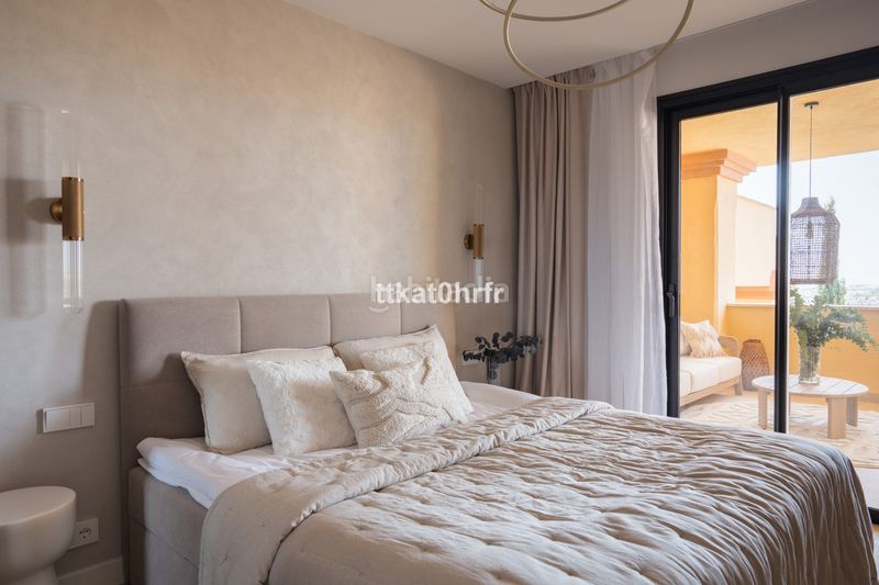 Foto b78ab97a-f024-471b-9532-b1d165848e4a. Pis a Las Brisas Marbella