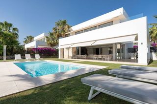 Casa adossada a Río Real