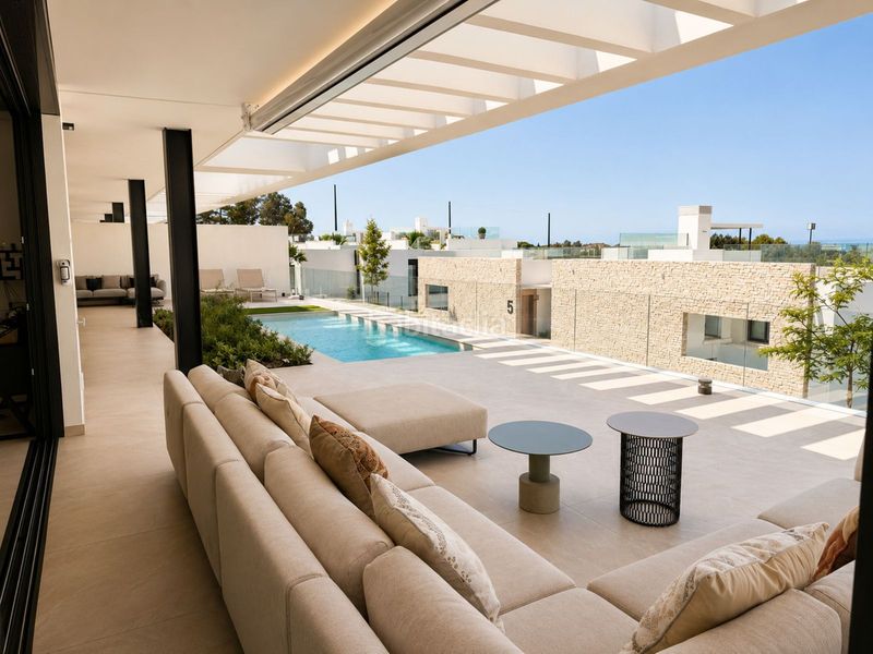 Foto 4feeedab-38a4-437f-9885-36a09a6e973f. Pis amb aparcament a Los Monteros Marbella