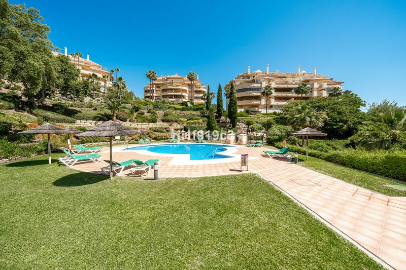 Foto a937f067-5f00-4c46-9b2d-3569282d33f1. Pis a Elviria Marbella