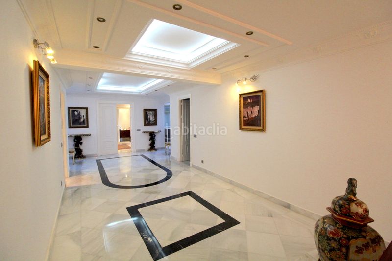 Foto 4d4765af-c45d-42d0-a03a-810fa224388b. Piso en Puerto Banús Marbella