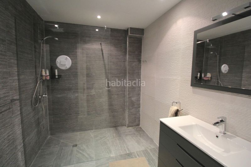 Foto f2907e72-d3b0-472d-bf4f-9fc74cadcbbc. Piso en Puerto Banús Marbella