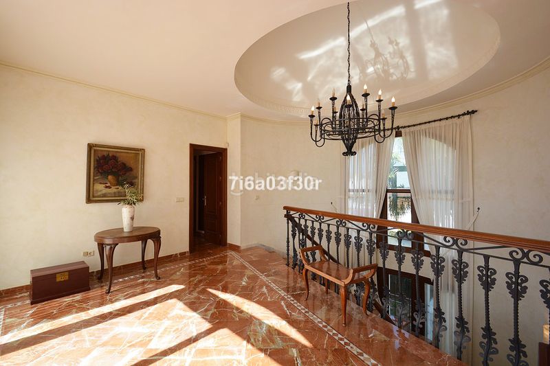 Foto 5569d177-76e2-4fa3-a894-19776c6fab17. Casa adossada amb aparcament a Las Brisas Marbella