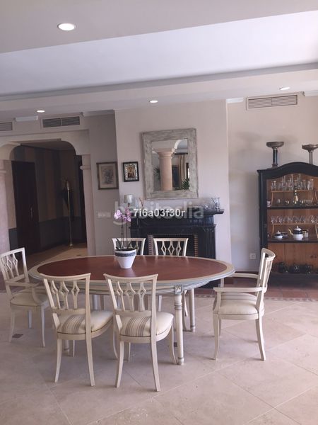Foto 8a9dae56-9a62-493f-943c-9cf9781be102. Casa adossada amb aparcament a Las Brisas Marbella