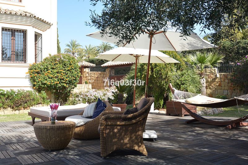Foto 997e46a7-ee0b-4b15-86bf-ce8a164720eb. Casa adossada amb aparcament a Las Brisas Marbella