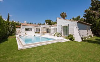 Casa adossada a Guadalmina Alta