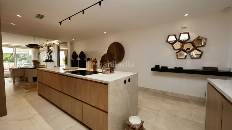 Foto ab5d75da-949d-400e-920d-61c5088c687b. Pis a Las Brisas Marbella